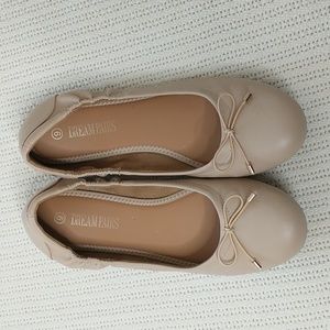 Dream Pairs Beige Ballet Flats